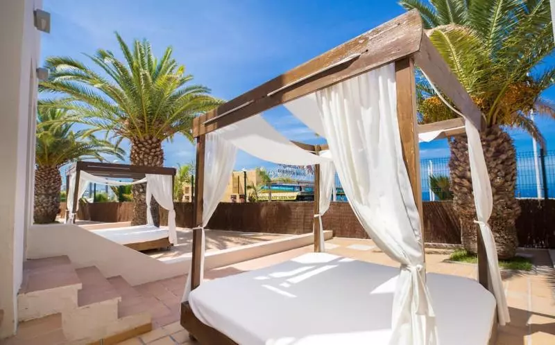 ویلا دلوکس 2 خوابه, Los Olivos Beach Resort