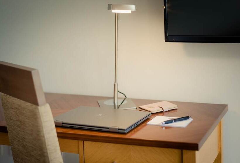 דירת חדר, Premier Suites Dublin Sandyford