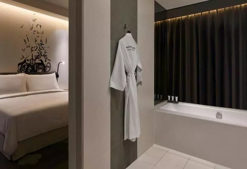اتاق دلوکس با تخت کینگ و چشم‌انداز شهر, The Heritage Hotel, Autograph Collection
