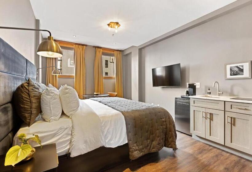 标准间, The Historic Blue Moon Hotel NYC