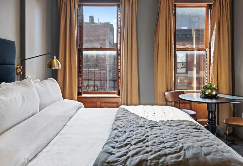 标准间, The Historic Blue Moon Hotel NYC