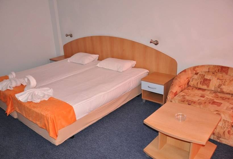 Номер Стандарт с Балконом, Belleville