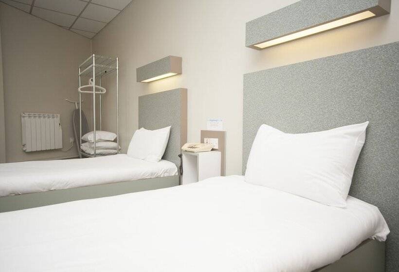 标准三人间, Citrus Hotel Cardiff By Compass Hospitality