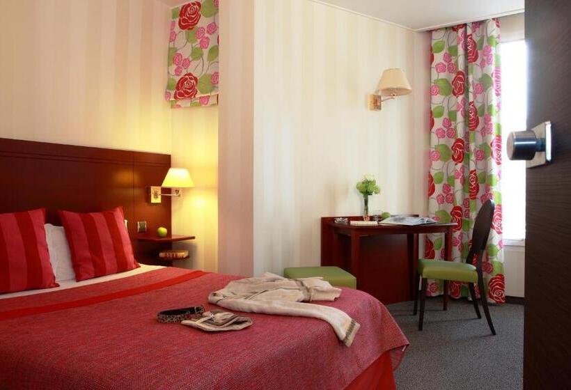 Habitación Clásica, Espace Champerret