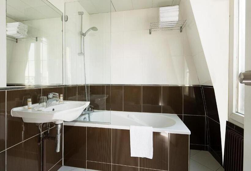 חדר משפחתי, Espace Champerret