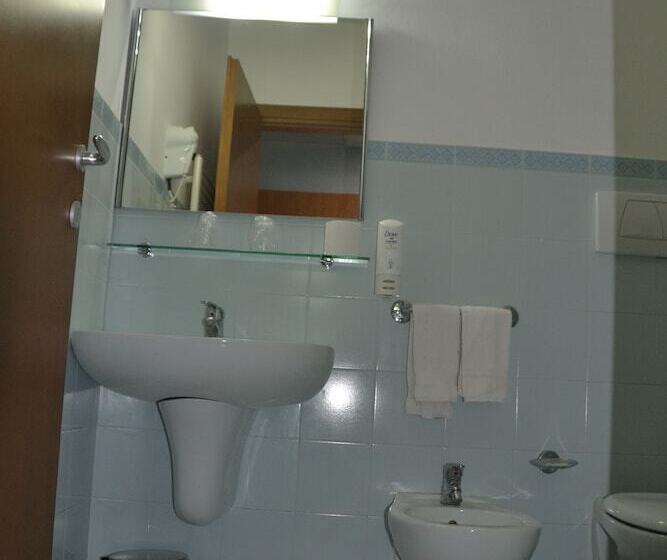 スタンダードルーム, Garda