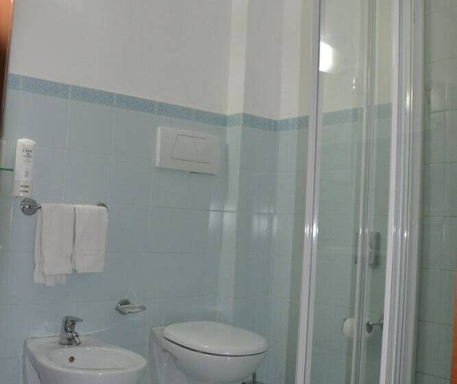 スタンダードシングルルーム, Garda