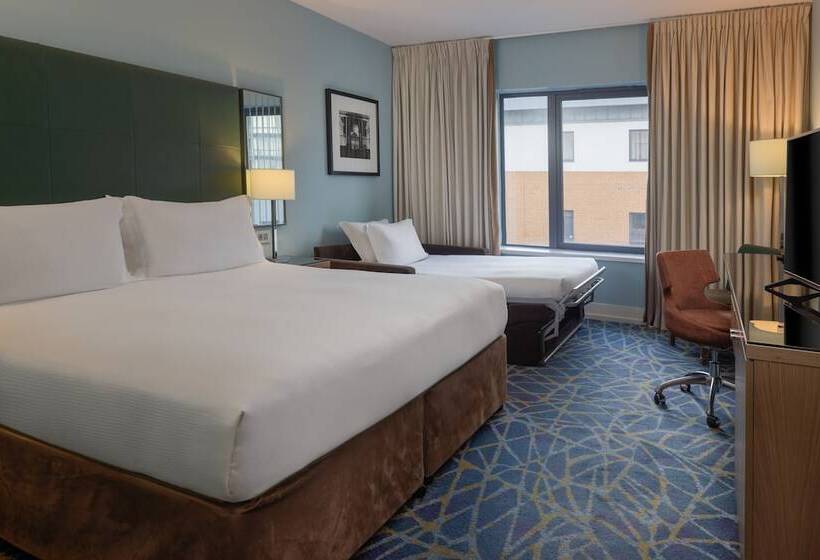 اتاق خانوادگی, Hilton Dublin Kilmainham