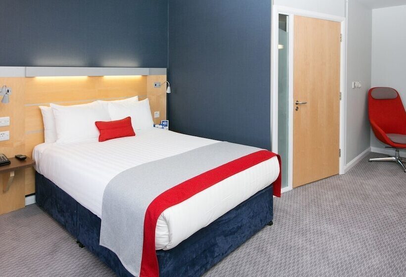 标准间, Holiday Inn Express Antrim, An Ihg