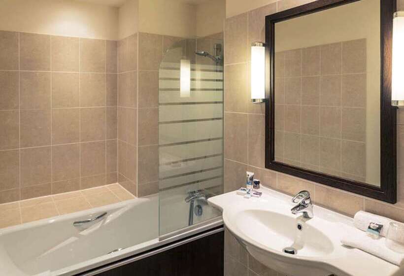 プレステージルーム, Hôtel Mercure Rennes Cesson