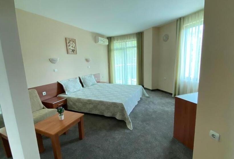 Номер Стандарт, L&B