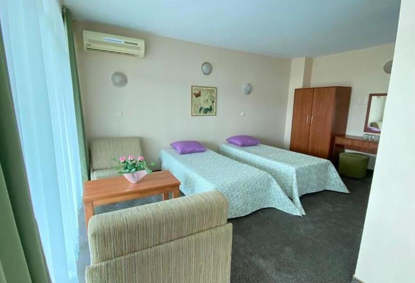 Семейный Номер, L&B