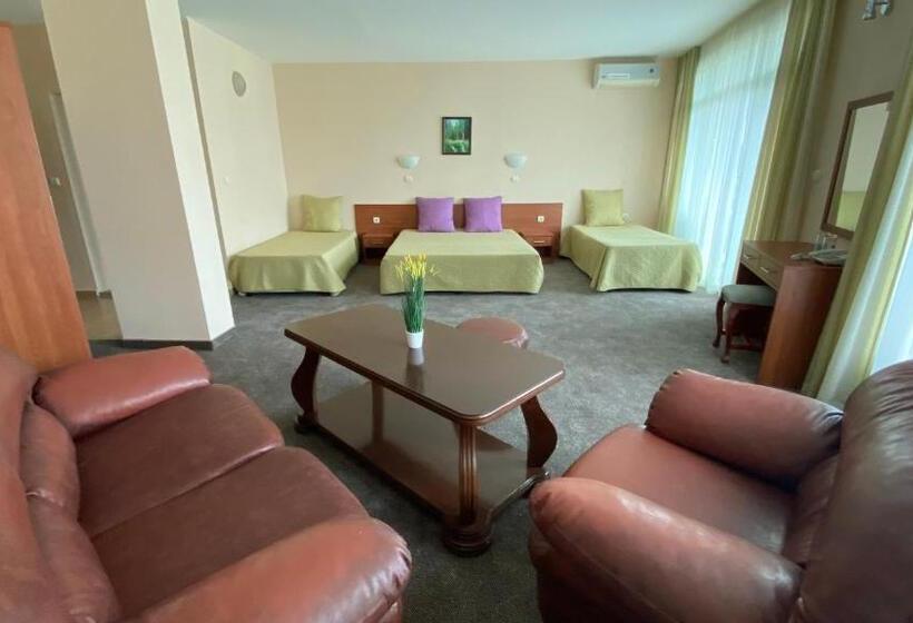 Семейный Номер, L&B