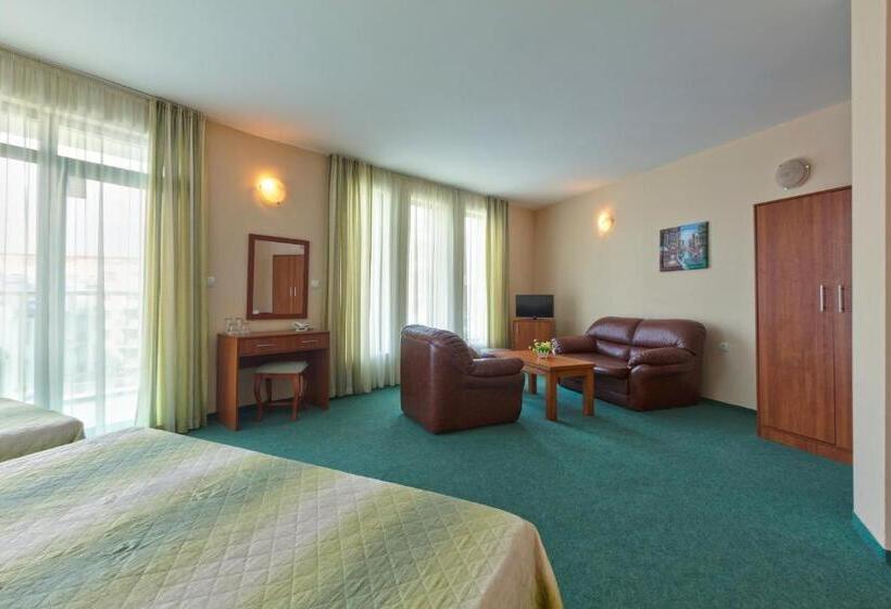 Семейный Номер, L&B