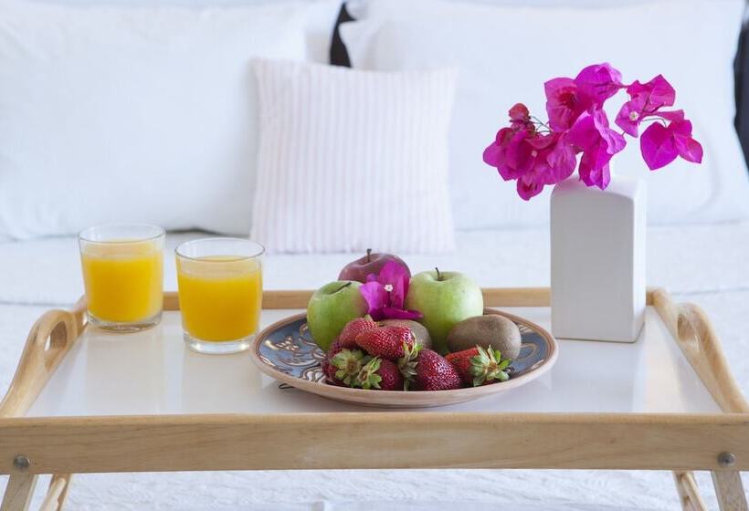 اتاق پرمیوم, Lindos Sun