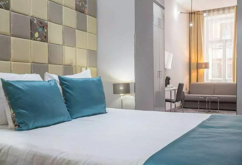 سوییت جونیور, President Budapest, Affiliated by Meliá