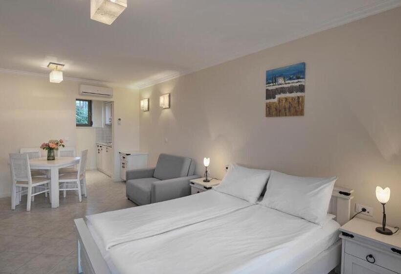 Студия Стандарт Вид на Море, Santa Marina Holiday Village