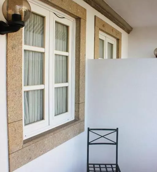 اتاق استاندارد یک نفره, Senhora A Branca