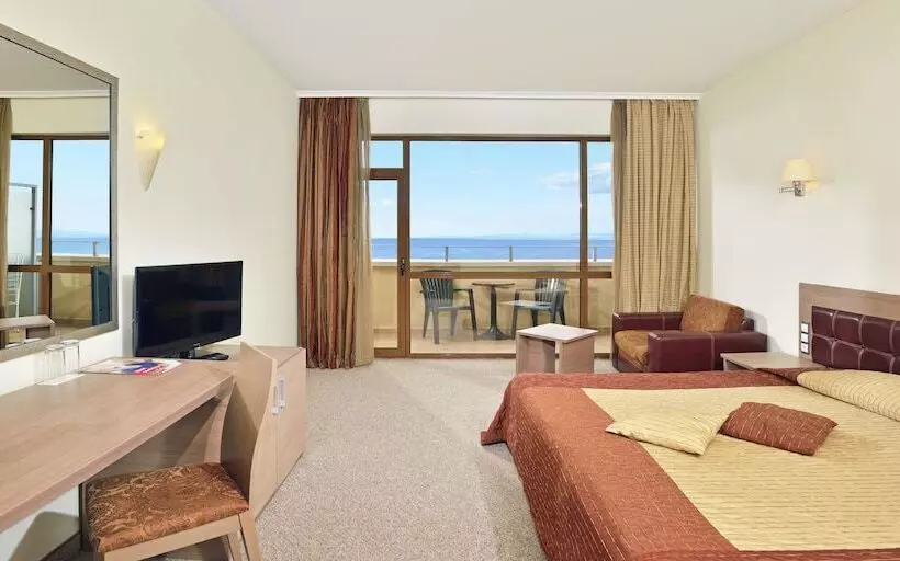 اتاق استاندارد با چشم‌انداز پارک, Sol Nessebar Palace All Inclusive