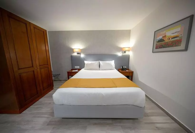 اتاق اکونومی, Solana Hotel & Spa