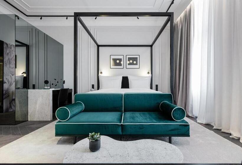 اتاق لوکس با تخت بزرگ, The Amauris Vienna   Relais & Châteaux