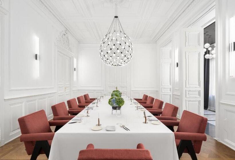 سوئیت با بالکن, The Amauris Vienna   Relais & Châteaux