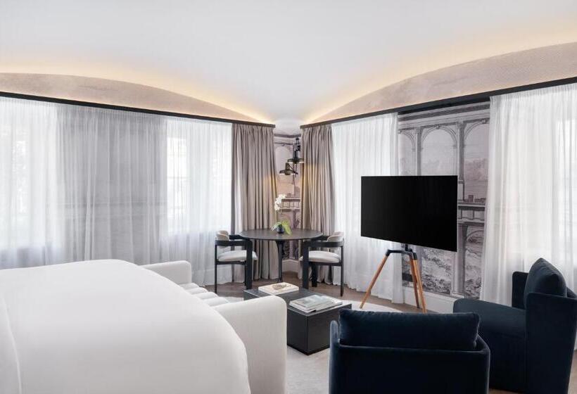 سوییت جونیور, The Amauris Vienna   Relais & Châteaux