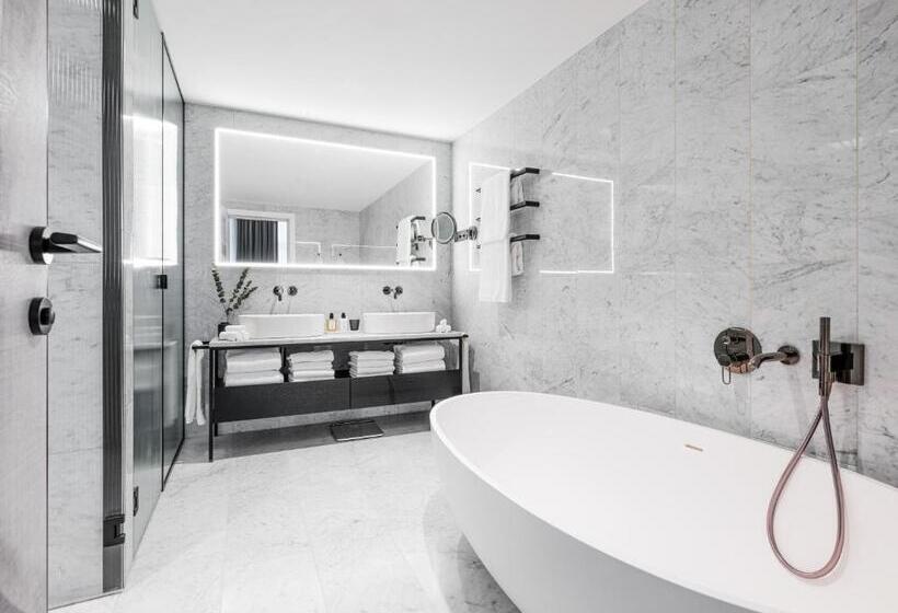 سوییت جونیور, The Amauris Vienna   Relais & Châteaux