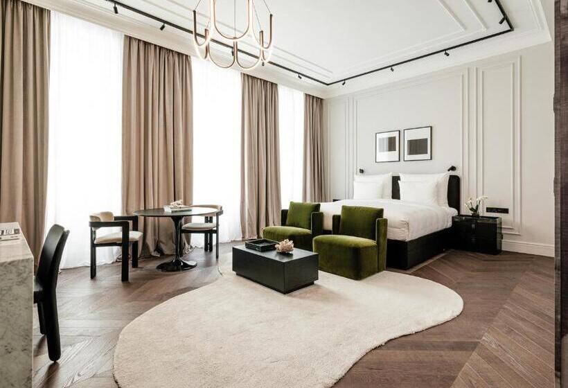 سوییت جونیور, The Amauris Vienna   Relais & Châteaux