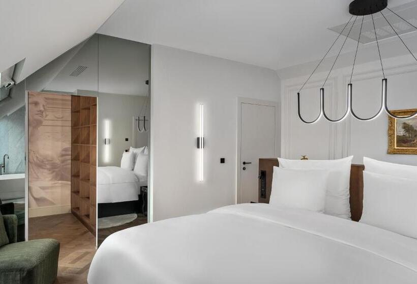 Suite with Terrace, The Amauris Vienna   Relais & Châteaux