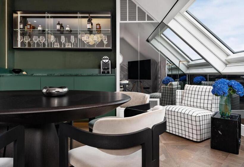 Suite with Terrace, The Amauris Vienna   Relais & Châteaux