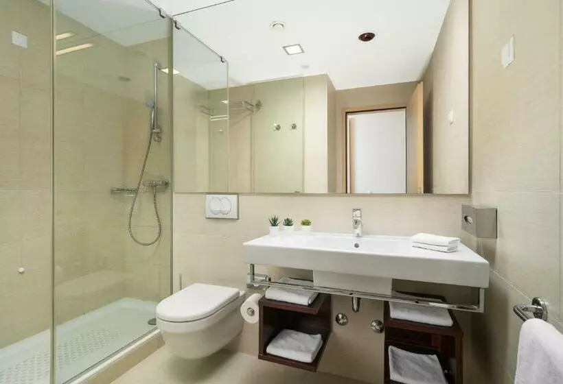 デラックスルーム, Valamar Lacroma