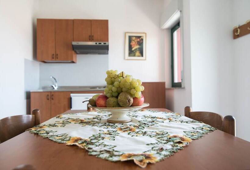 شقة غرفة واحدة, Villaggio Alkantara