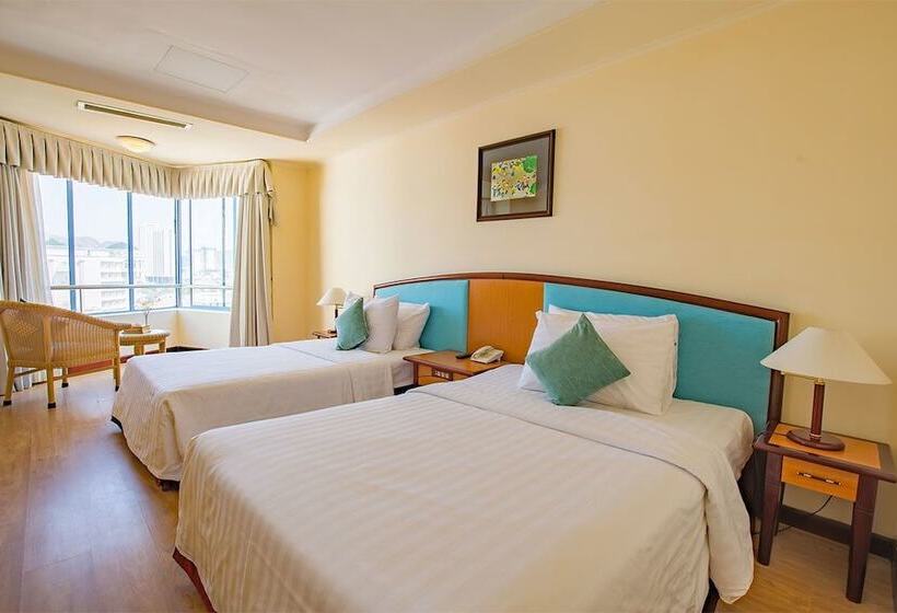 اتاق سوپریور با چشم‌انداز دریا, Yasaka Saigon Nha Trang Hotel & Spa