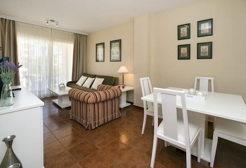 شقة سوبيريور غرفة نوم واحدة مطلة على حمام السباحة, Leo Islamar