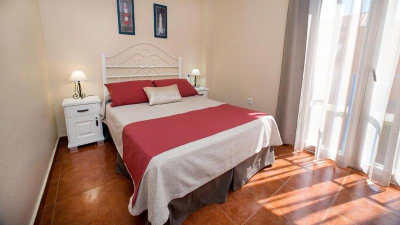 شقة غرفة واحدة مطلة على حمام السباحة, Leo Islamar