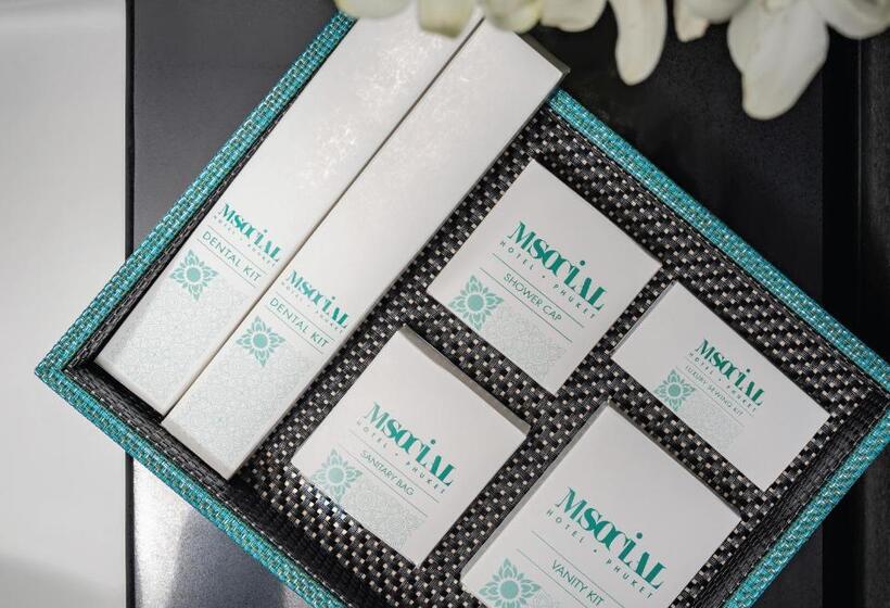 غرفة قياسية سرير كينج, M Social Hotel Phuket