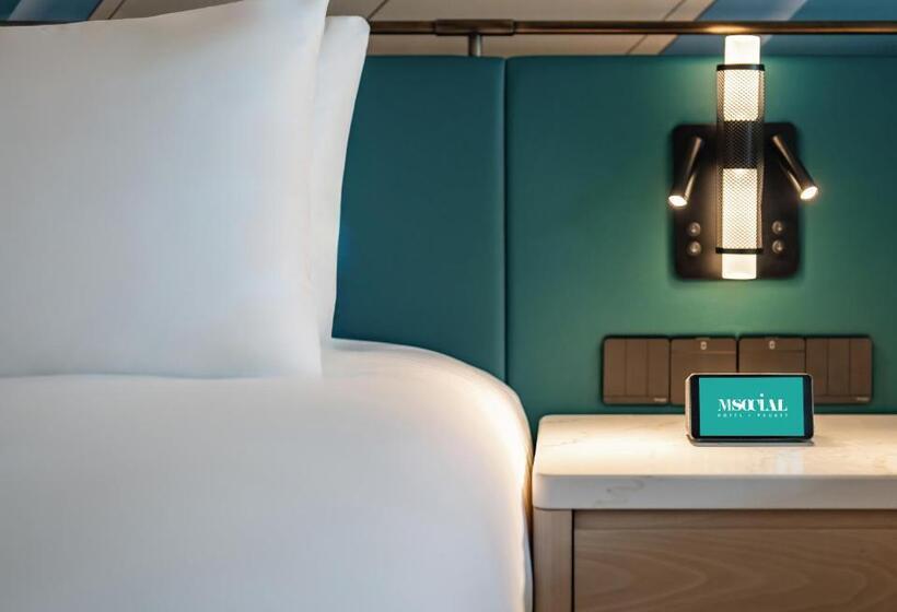 اتاق استاندارد با تخت بزرگ, M Social Hotel Phuket