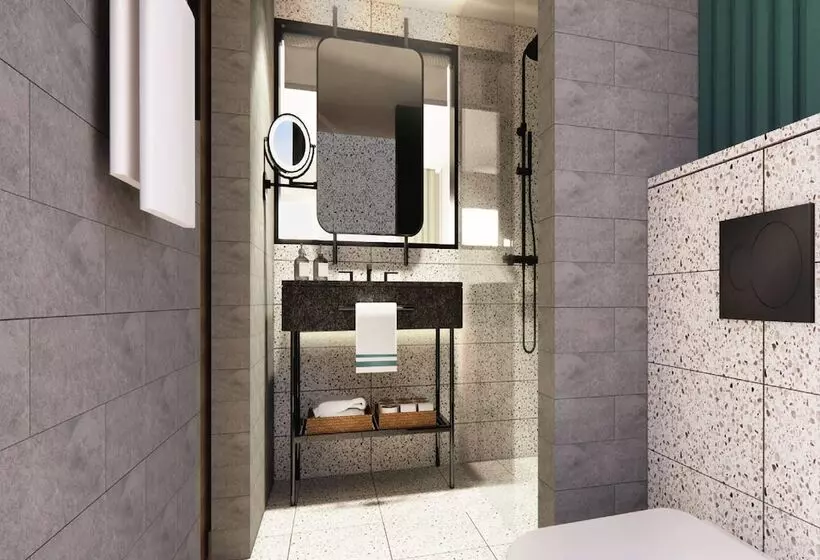اتاق استاندارد با چشم‌انداز استخر, M Social Hotel Phuket