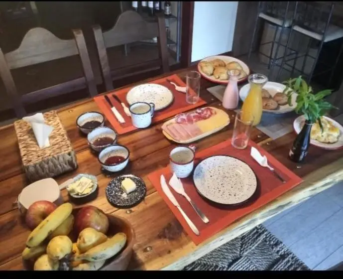 Standard Neljän Hengen Huone Puutarhanäkymä, Posada La Serena