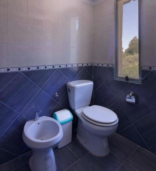 اتاق استاندارد چهارنفره با چشم‌انداز باغ, Posada La Serena