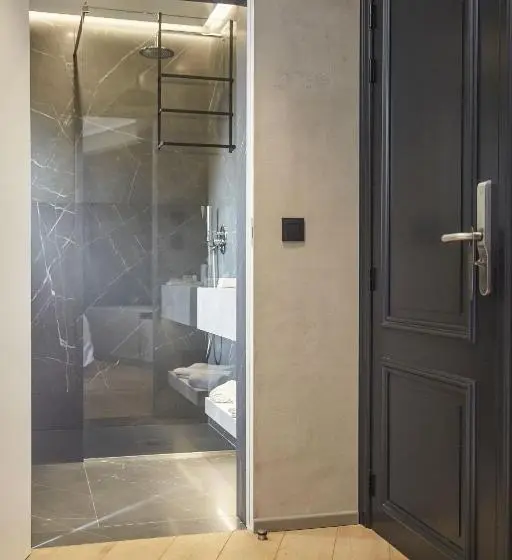 اتاق استاندارد با وان آب گرم, Oniro   Luxury Rooms & Wellness Suites