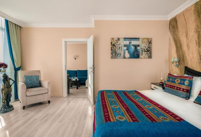 سوییت خانوادگی, Grand Ani̇