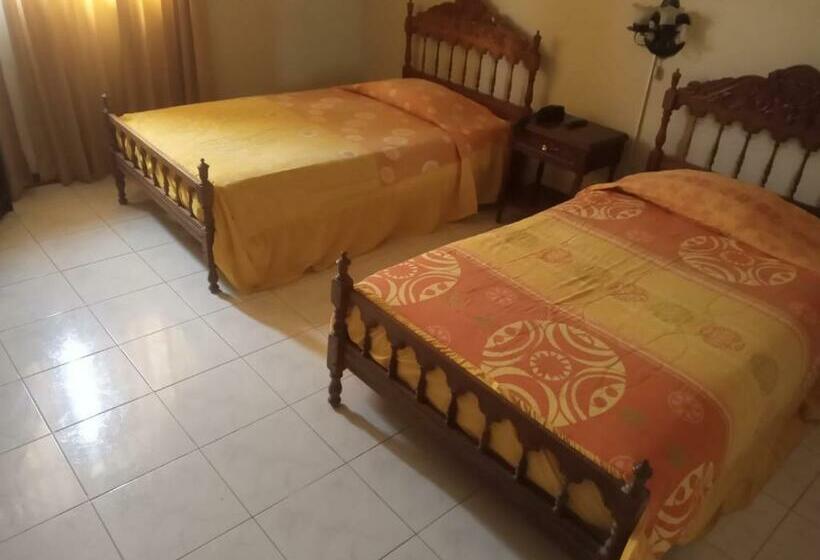 اتاق اکونومی, La Siesta