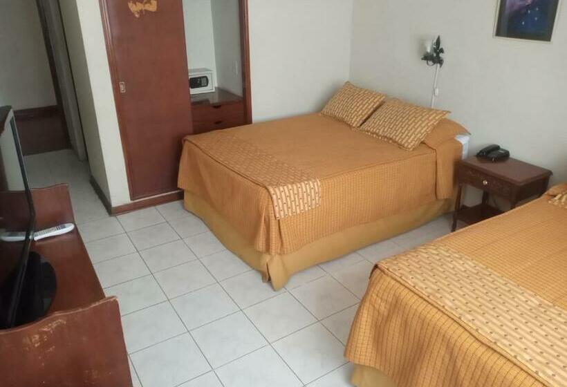 اتاق سوپریور, La Siesta