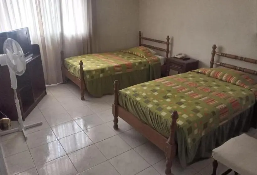 Economy Triple Room, La Siesta