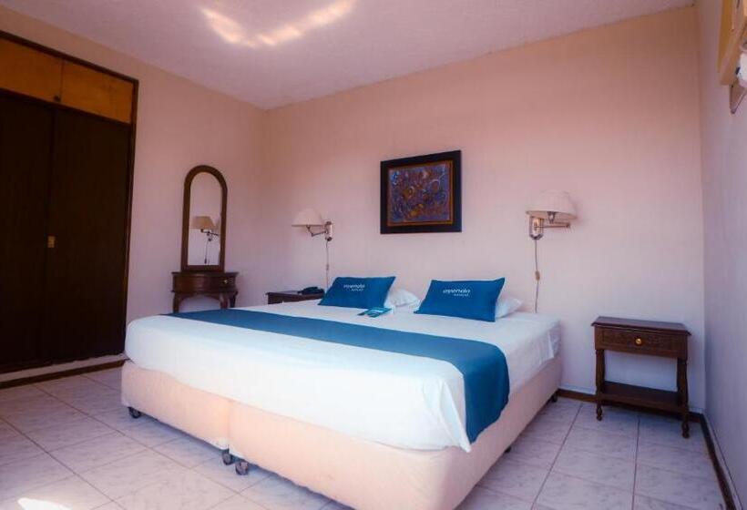 سوییت, La Siesta