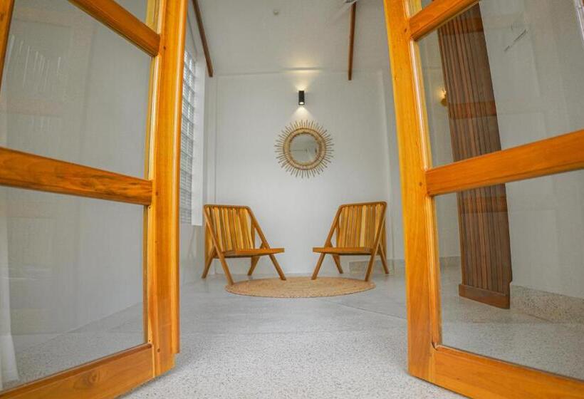 스위트 킹사이즈 침대, Montagne Residence