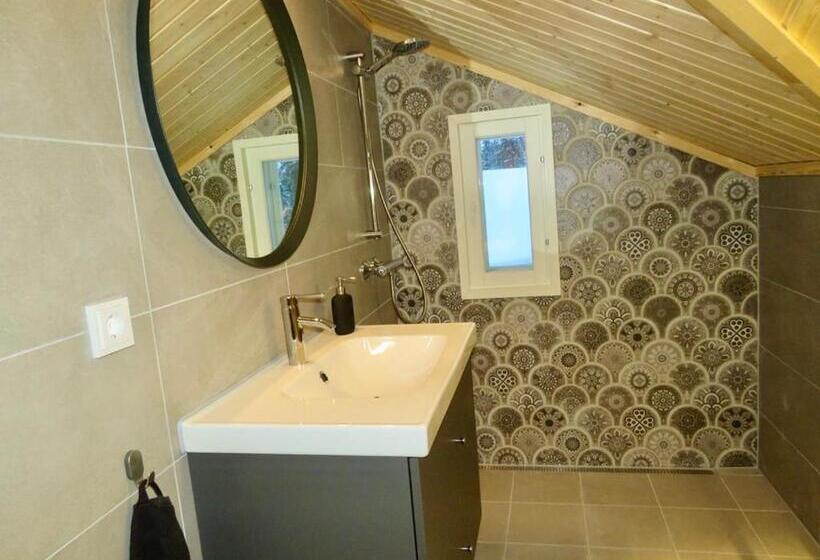 غرفة قياسية حمام مشترك, B&b Adventures