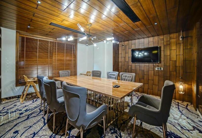 带大床的豪华间, The Kabo